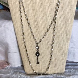 Leather and Pearl necklace